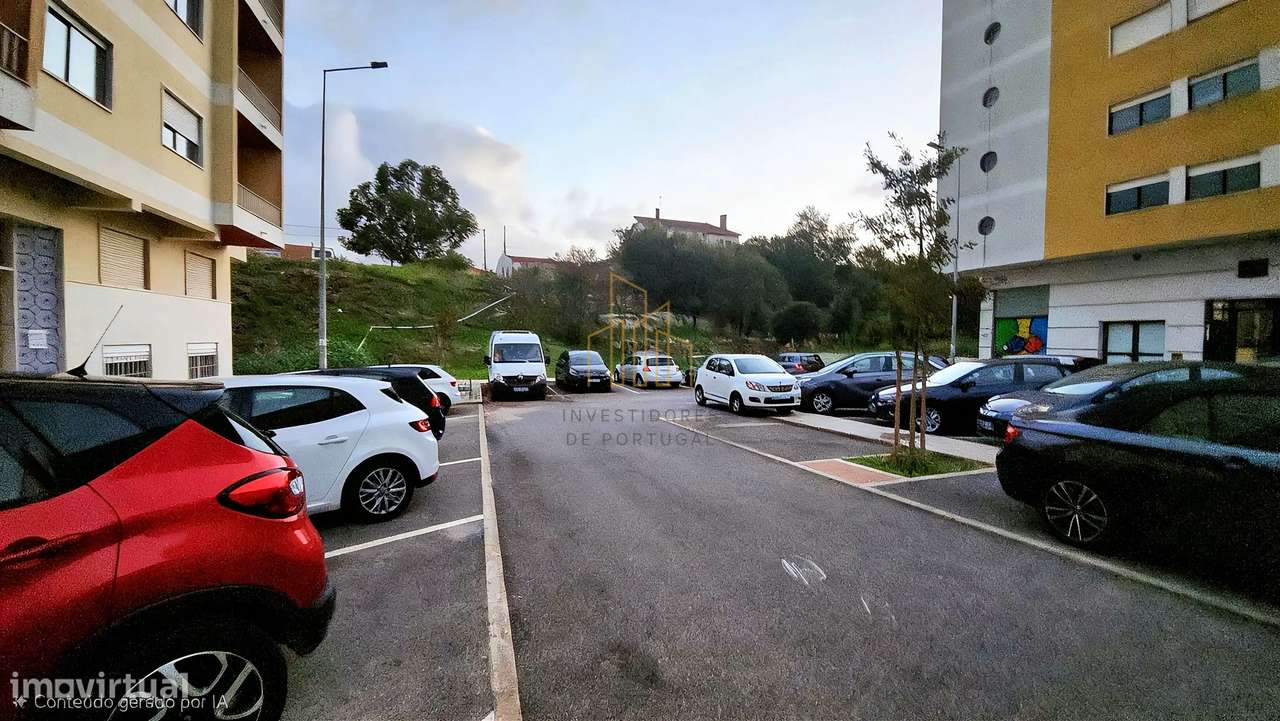 T3 com áreas generosas e excelente localização – Rua Cidade de Belg...-41