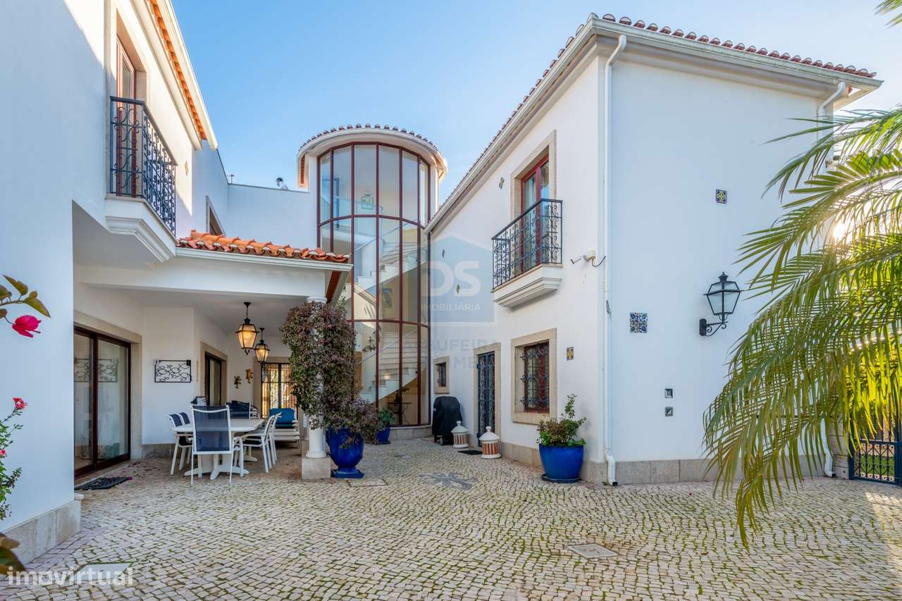 Moradia T4+2 Venda em Albufeira e Olhos de Água,Albufeira - Grande imagem: 1/60