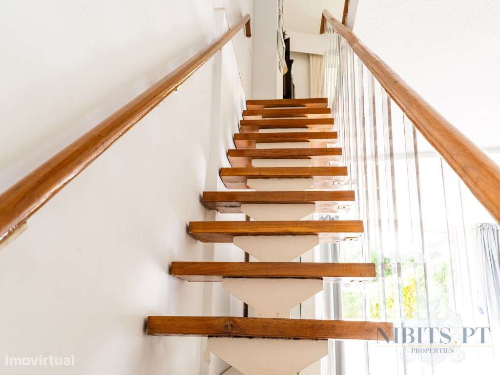 T2 Duplex soalheiro no Cascais histórico - 121 m² com piscina e vis...-13