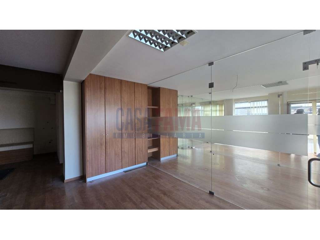 Loja/Escritório/Clínica em Vila do Conde - Frente ao Mar com Lograd... - Grande imagem: 3/20