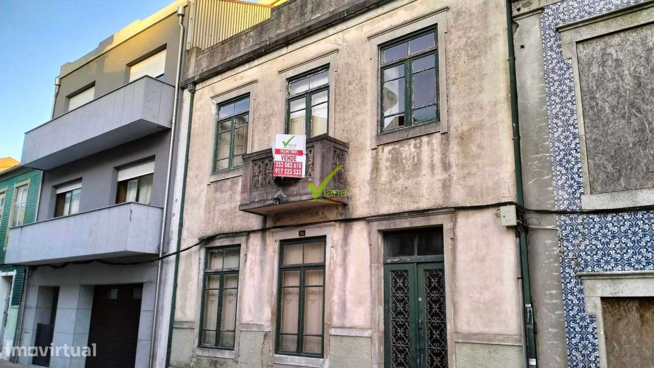 Moradia para restauro no centro da cidade Póvoa de Varzim-1