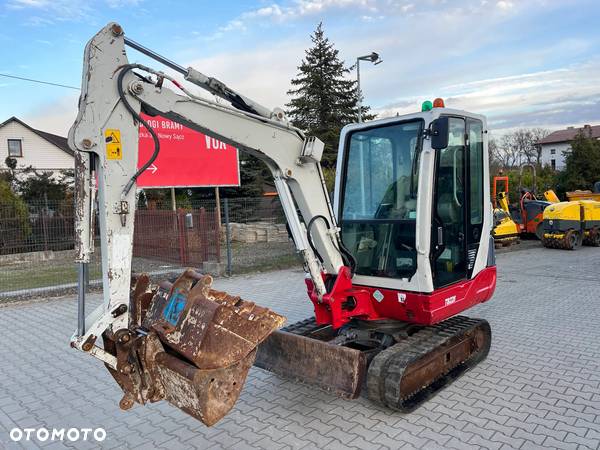 Takeuchi TB 228 - 2