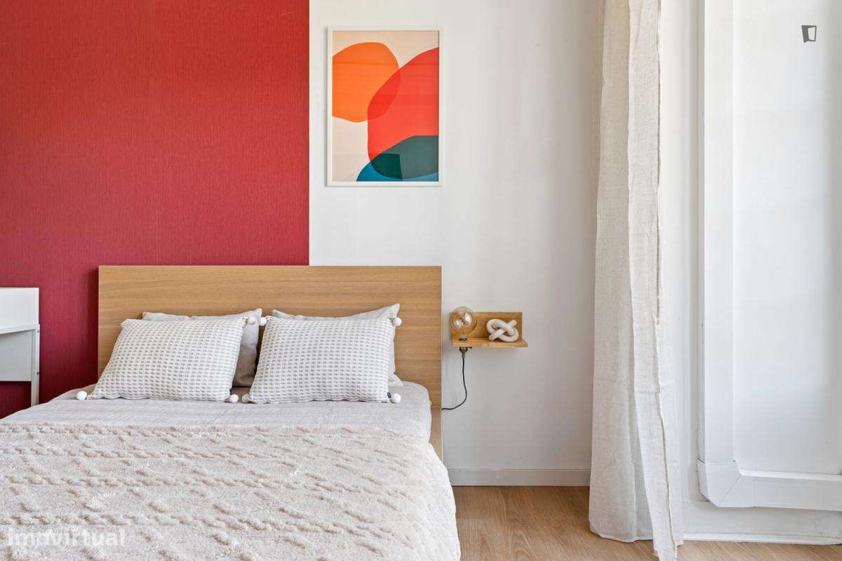 Quarto - localizado em Marquês de Pombal Lisbon - Grande imagem: 4/8