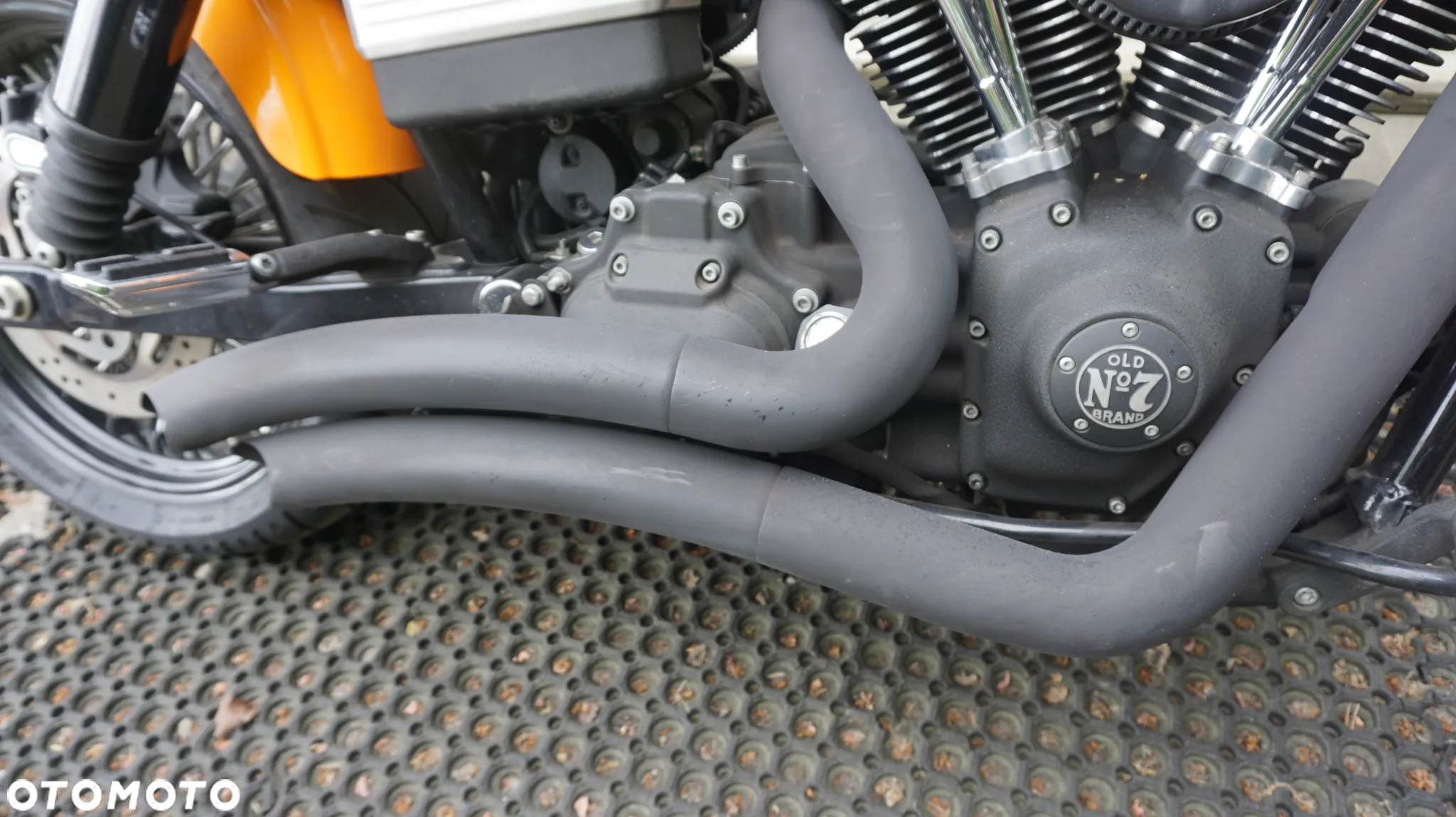 Harley-Davidson Dyna Fat Bob - 13