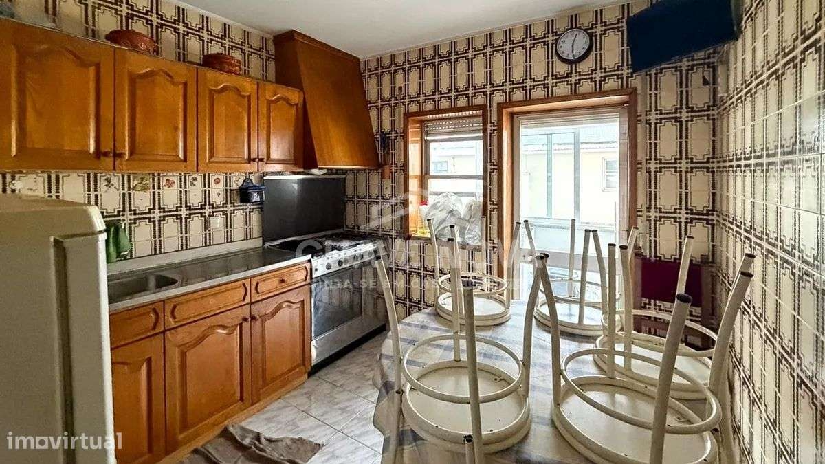 T2+1 c/ Garagem + arrumos +Terraço-18