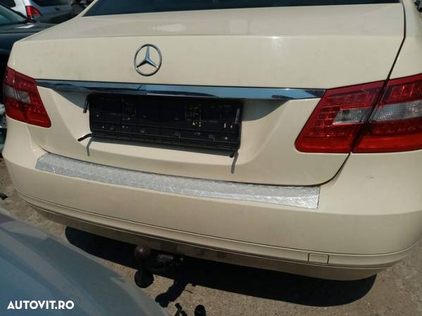 Dezmembrez Mercedes E 220 CDI w212 2010 - 4