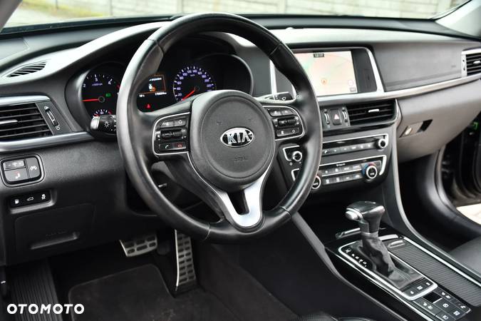 Kia Optima 1.7 CRDI XL DCT - 33