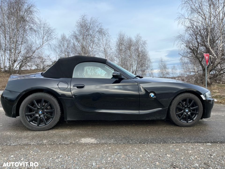Second hand BMW Z4 - 10 300 EUR, 181 000 km, 2008 - autovit.ro
