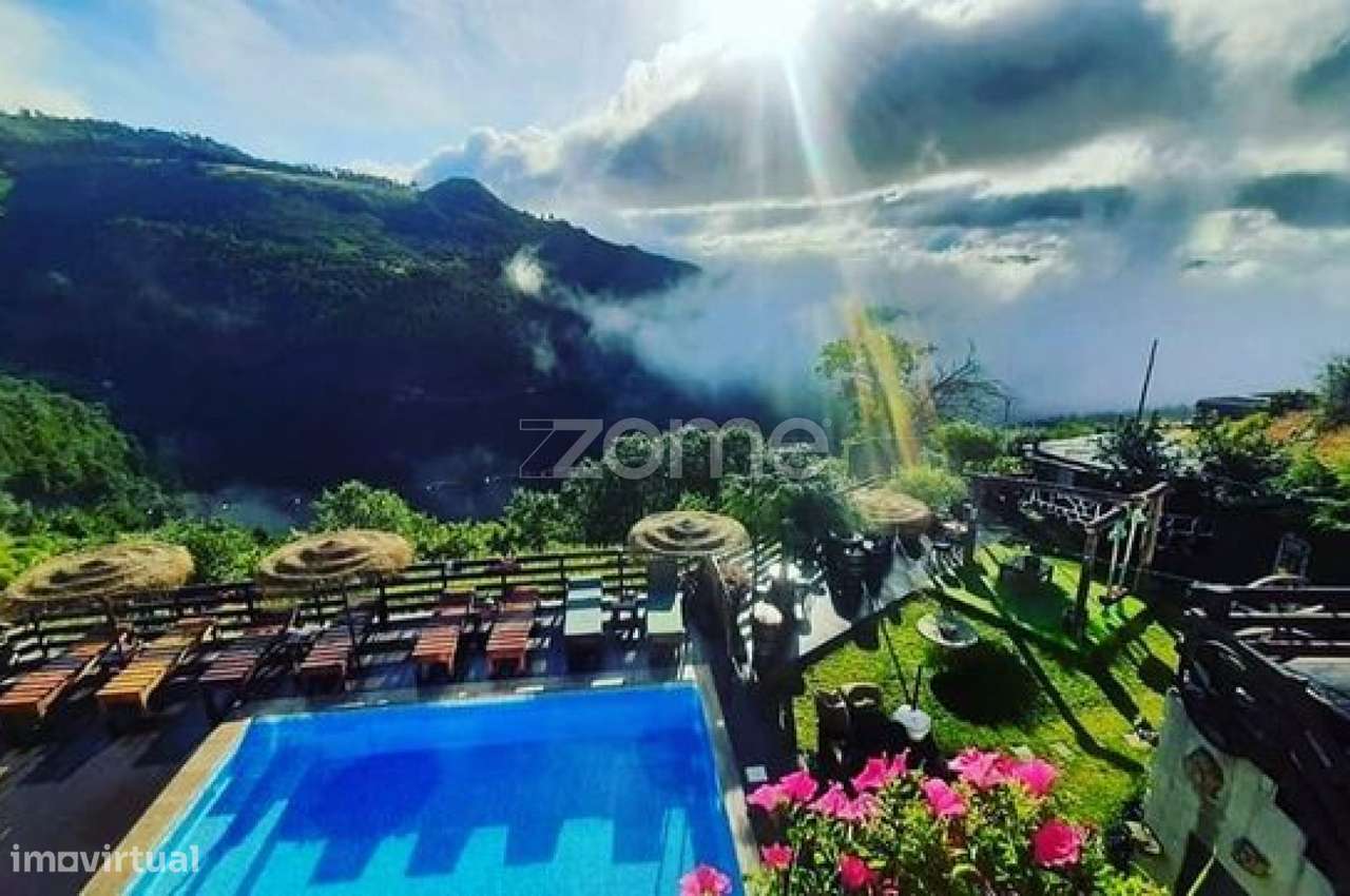 Loja, 622 m², Lordelo - Grande imagem: 2/60