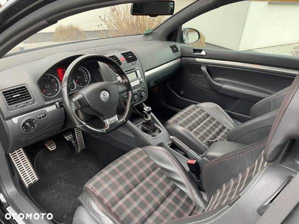 Volkswagen Golf V 2.0 TSI GTI Edition 30 - 10