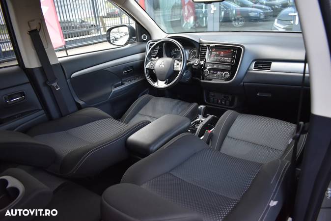 Mitsubishi Outlander 2.0 2WD CVT Diamant Edition+ - 8