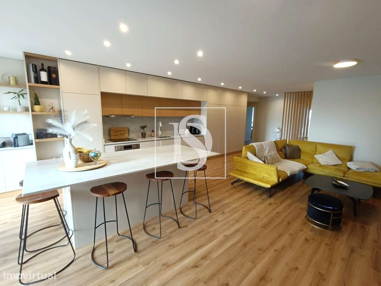 Apartamento T3, Renovado, com Vista Mar - Grande imagem: 3/20