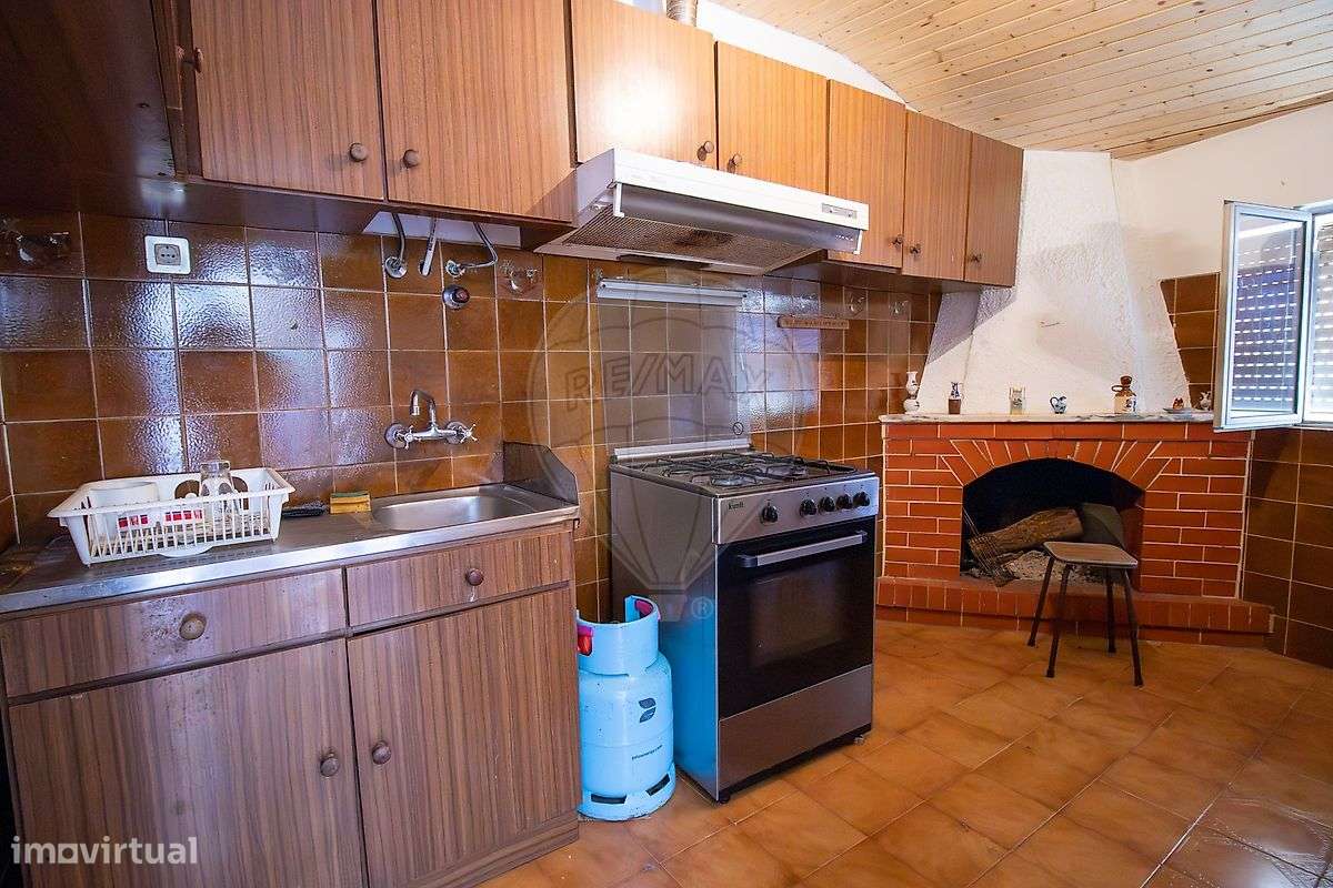 Moradia T2 para venda-17