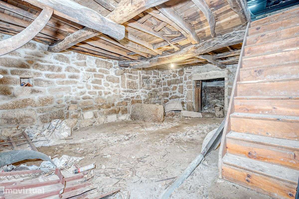 Moradia T2 para venda - Grande imagem: 5/28