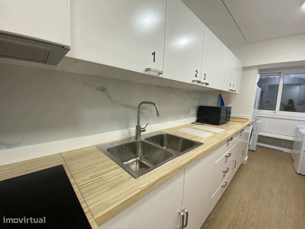 Apartamento 5 quartos, remodelado e mobilado, investimento estudant... - Grande imagem: 5/25