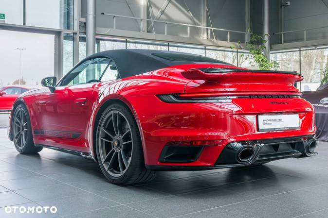 Porsche 911 Carrera Turbo S Cabrio - 7