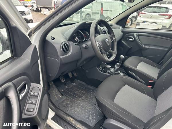Dacia Duster 1.5 dCi 4WD Comfort - 10
