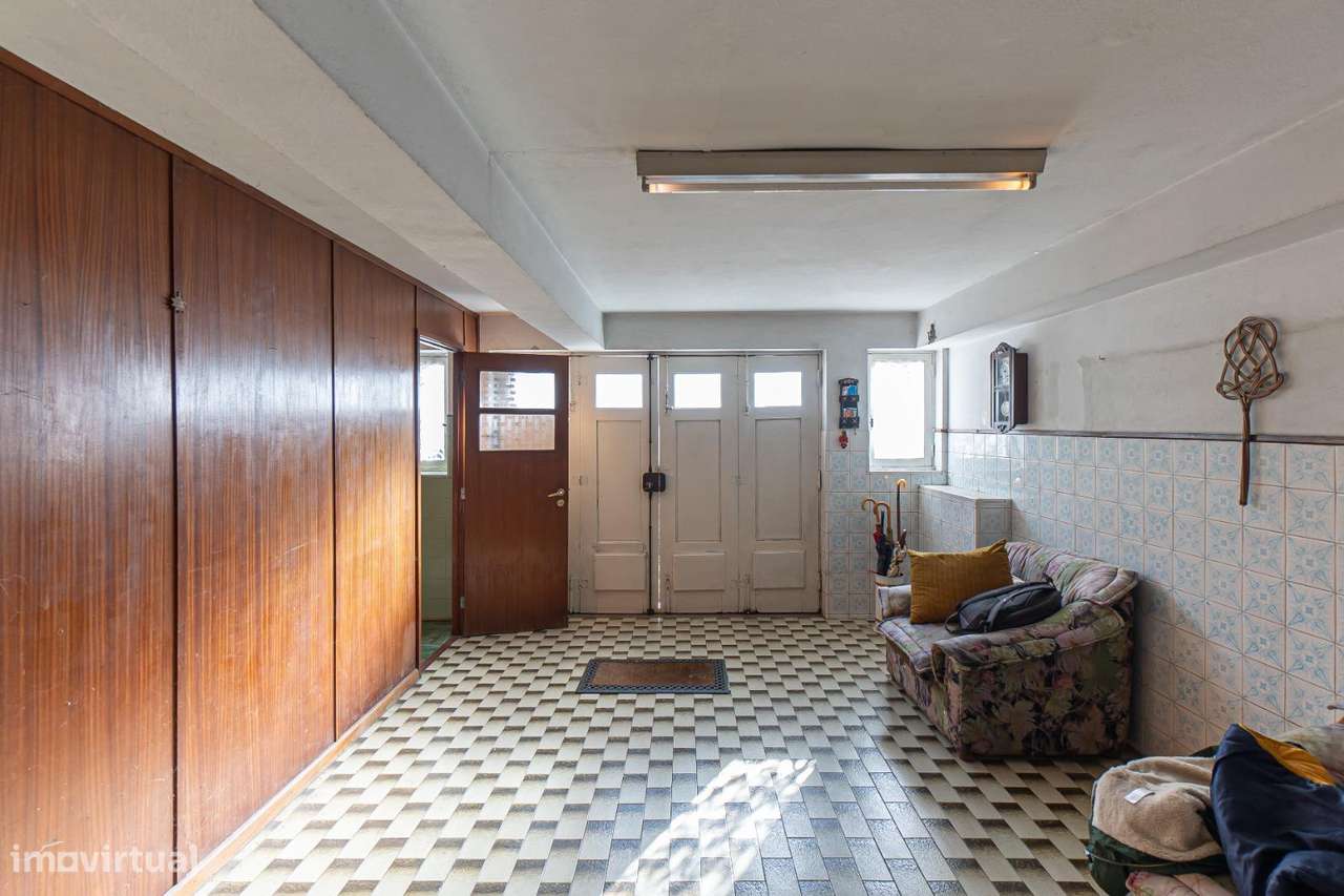 Casa c/ História e Potencial Extraordinário, Zona Tradicional do Porto-7