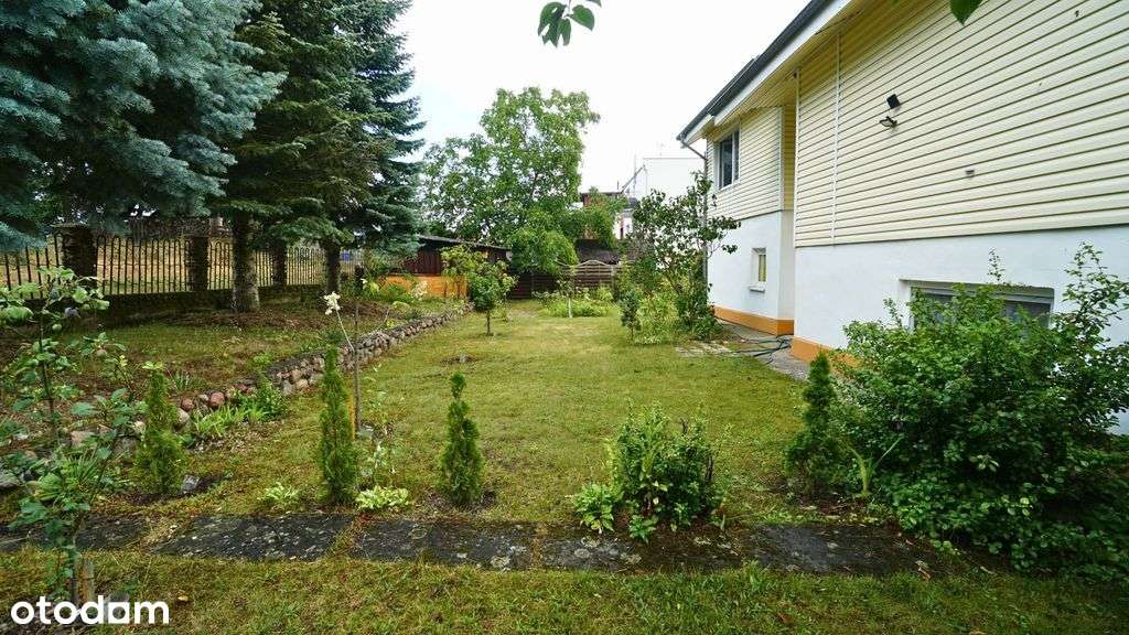 Dom w Międzyzdrojach z piękną działką-na sprzedaż-5