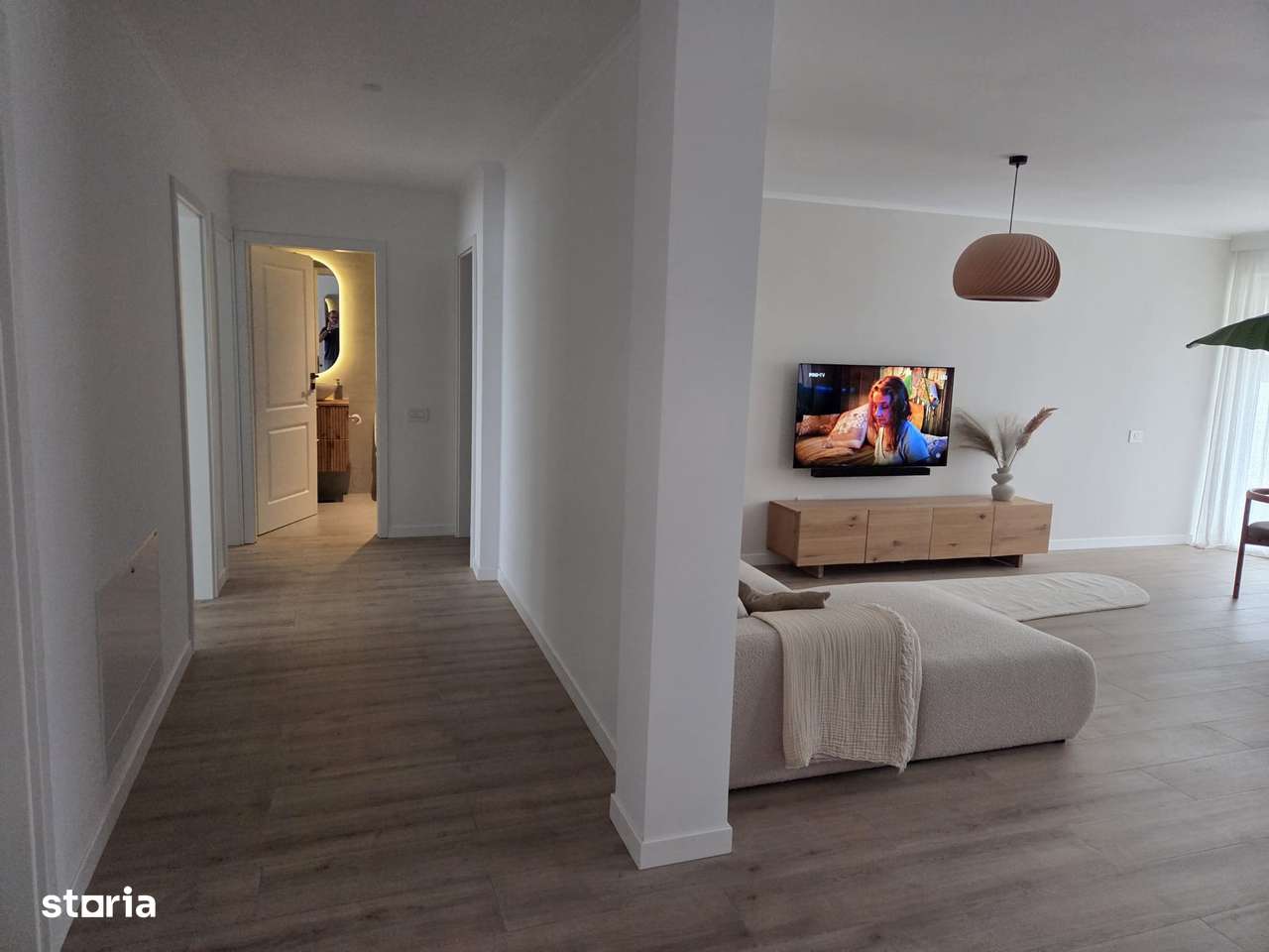 Casa noua la cheie, mobilata si utilata - Imagine principală: 4/14