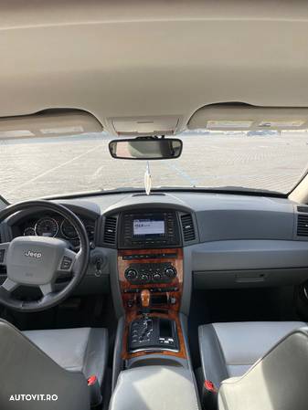 Jeep Grand Cherokee 3.0 TD AT Laredo - 9