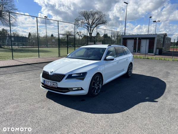 Skoda Superb 2.0 TDI L&K DSG - 2