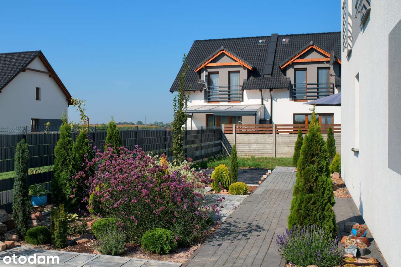 Bliźniak z ogrodem- Gołuski- gotowy do wprowadzenia-18