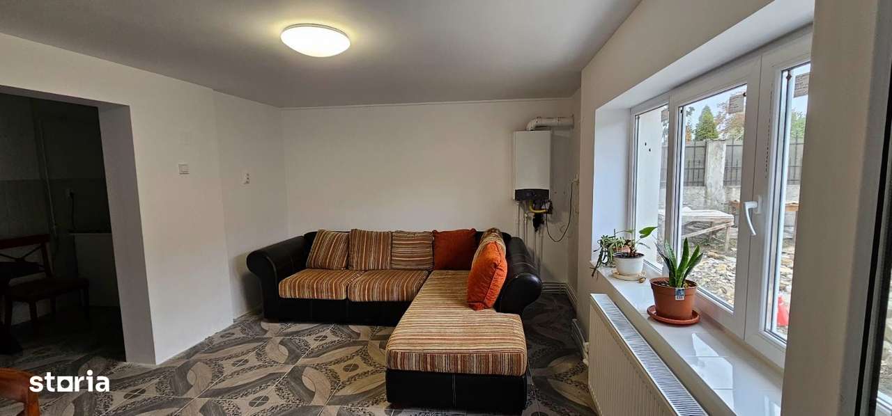 Casa centrala, recent reconsolidata – Strada Traian, Galati - Imagine principală: 5/12