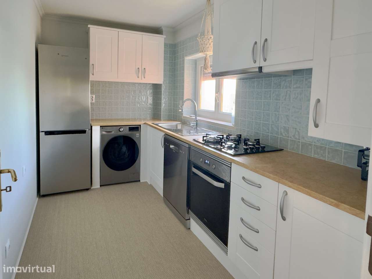 T2 com Vista Mar no Monte Estoril - Grande imagem: 3/17