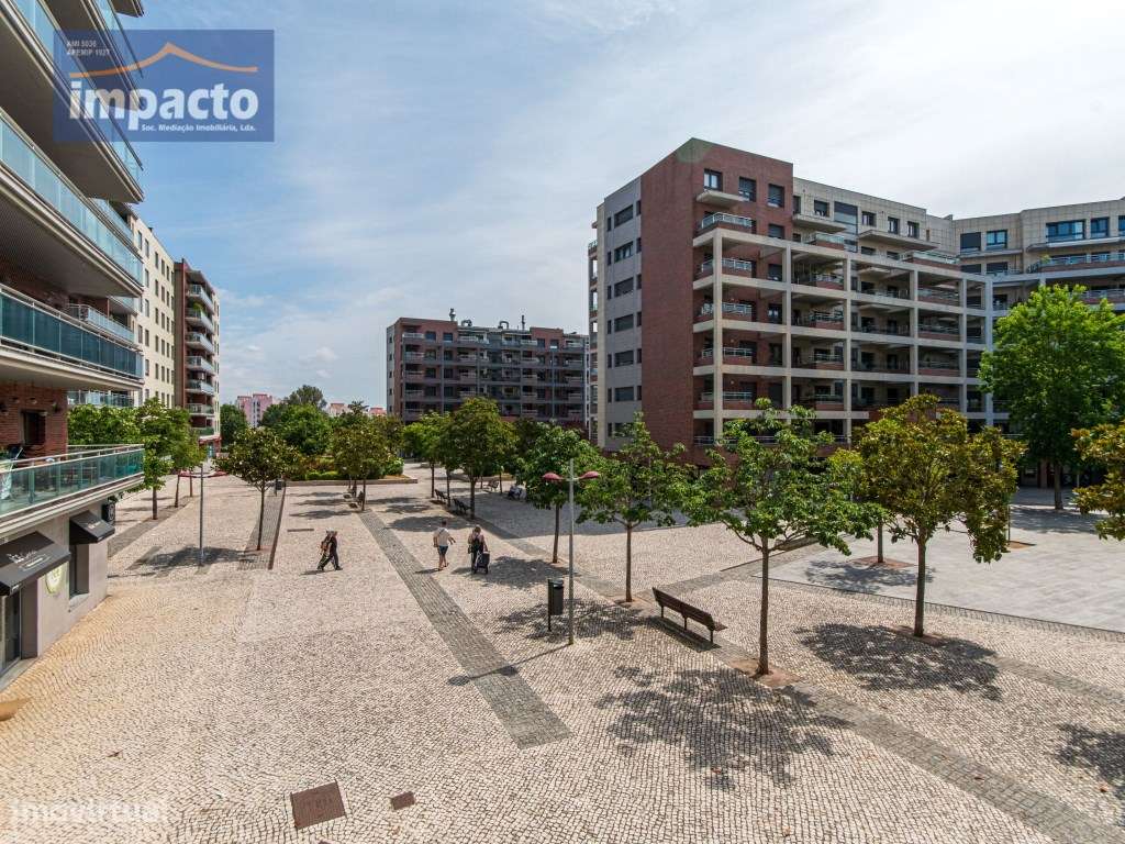 Malva Rosa,Excelente T4,coz equipada,Ar cond,asp central,Box 2 viat...-21