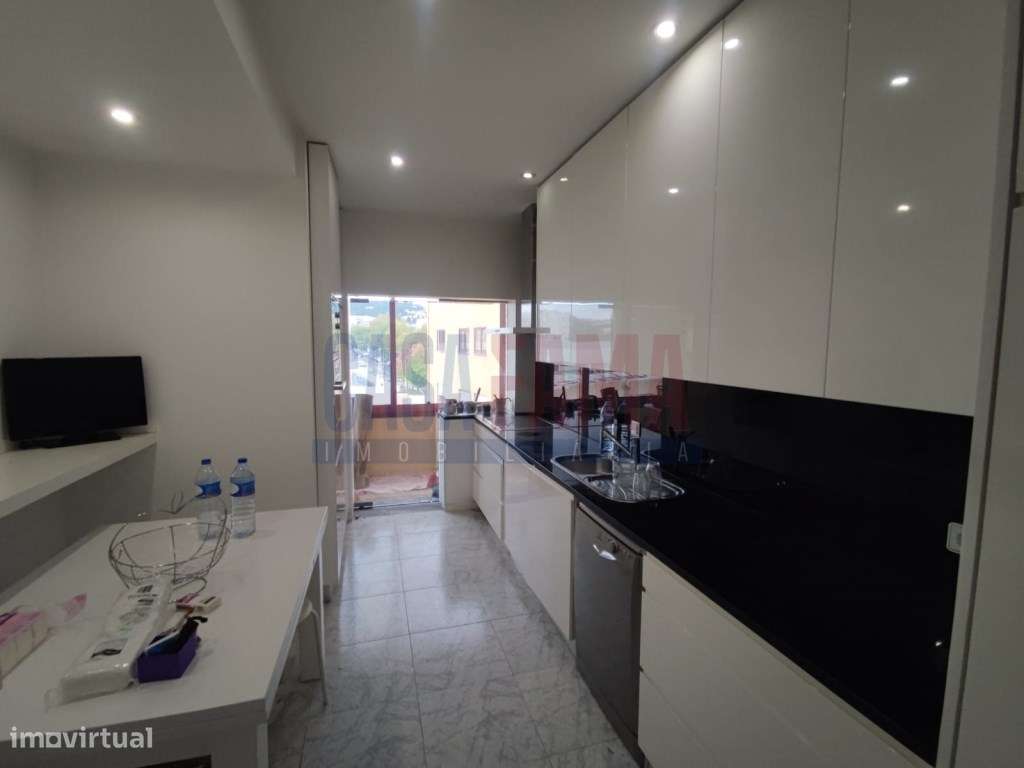 Arrendamento T2 - Edifício Dallas, Vila Nova de Famalicão - Grande imagem: 5/28