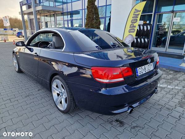 BMW Seria 3 335i Cabrio - 4