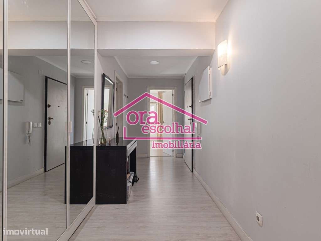 Apartamento T2 remodelado com 92 m2 nas Paivas!-7