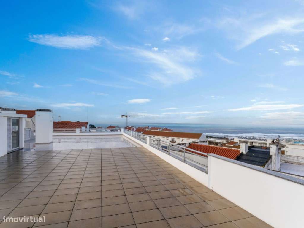 Apartamento com vista mar, piscina e estacionamento na Nazaré-22