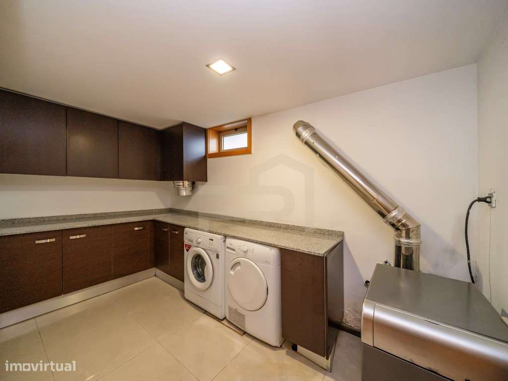 Moradia Gaveto T3 em Braga-49