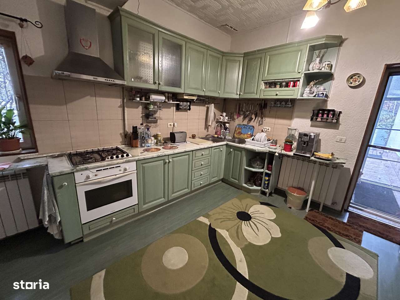 Vand casa mare, din caramida,situata in Parneava, st.972 mp, sc.230 mp-5