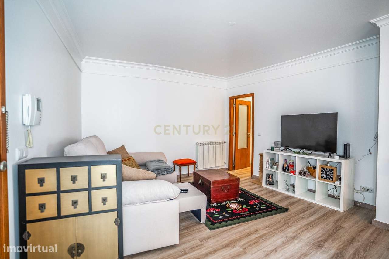 Apartamento T2 | Centro de Caldas da Rainha-9