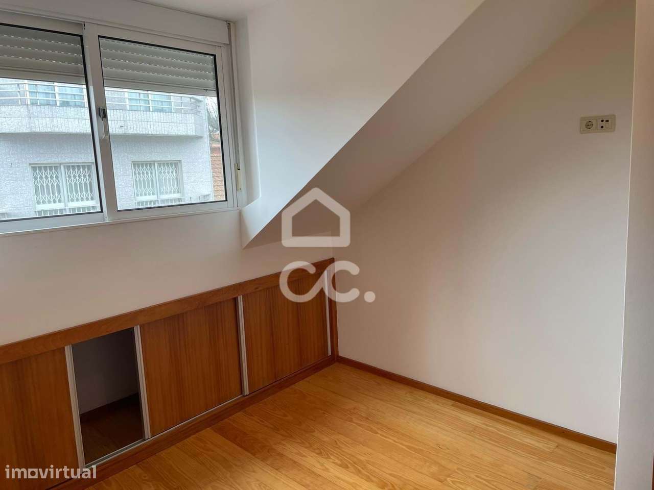 Moradia T2+1 Renovada em Campanhã-20