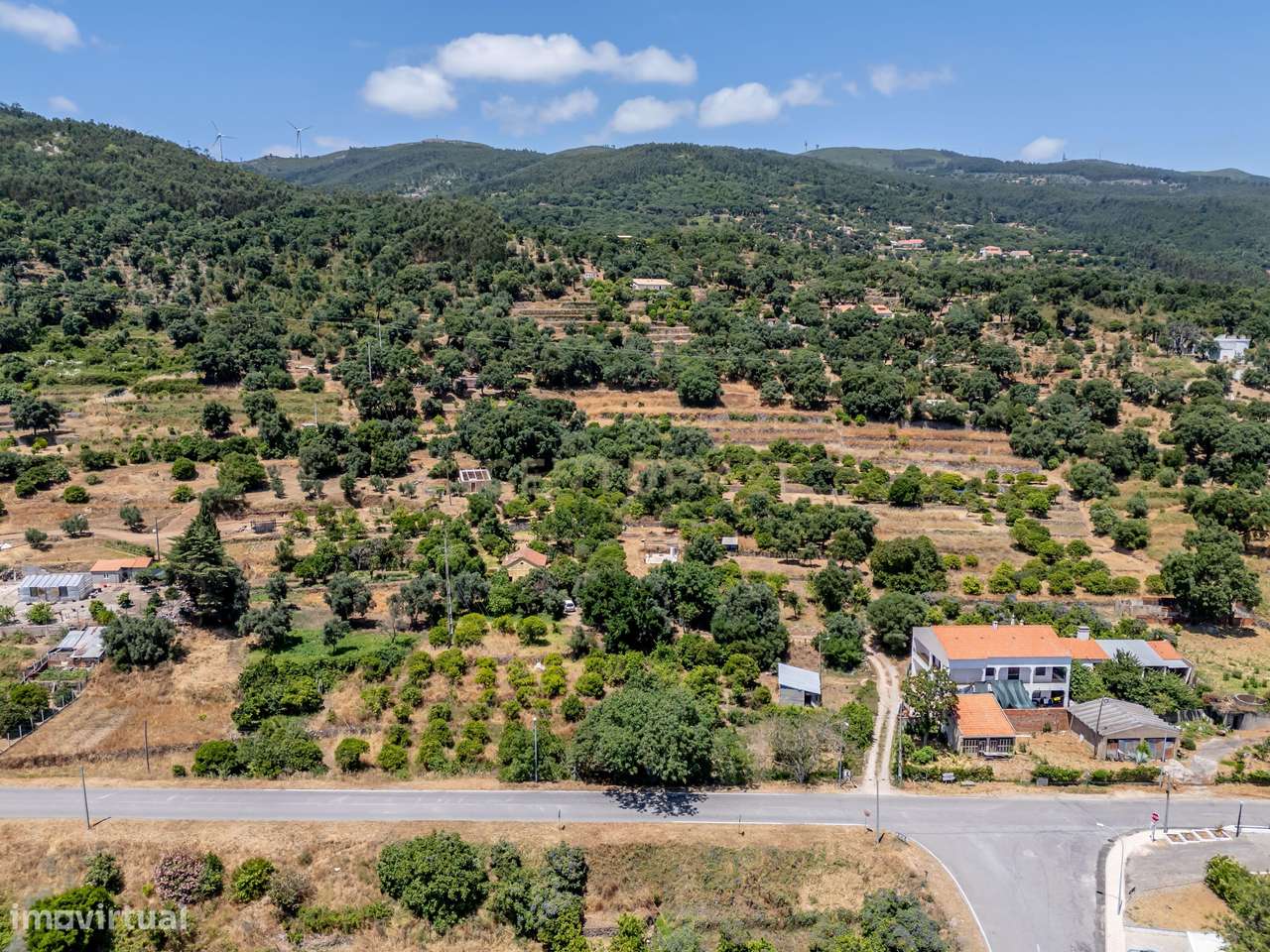 Terreno misto para construção de moradia e Potencial de Vida em Casais - Grande imagem: 4/12