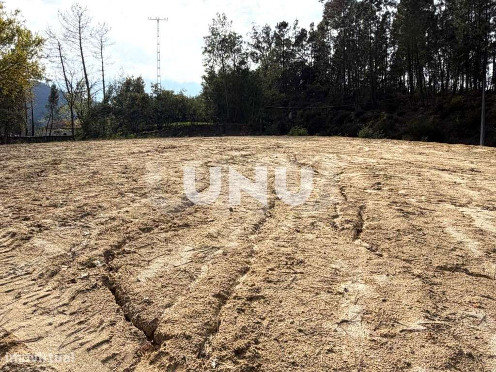 Terreno Rústico - Envolvente de Natureza-7