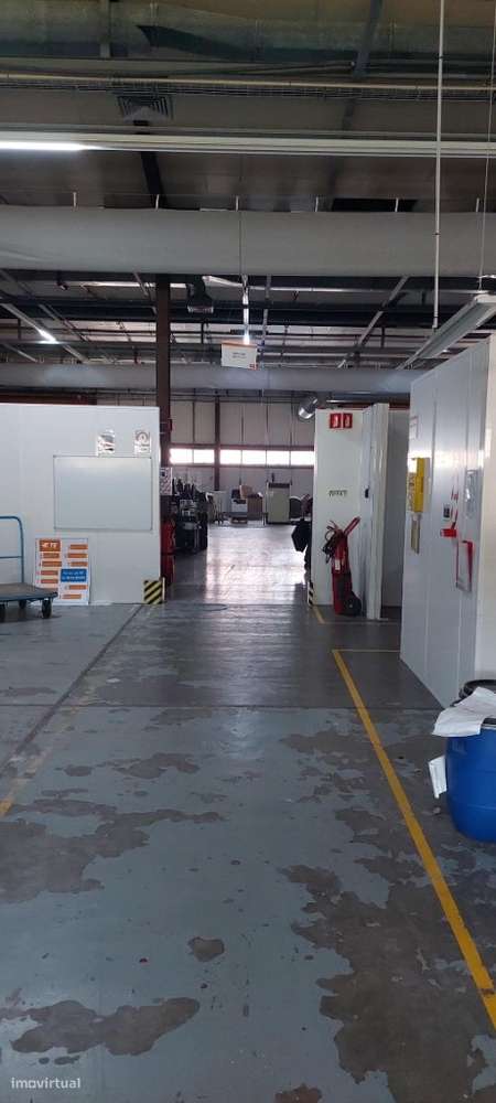 Armazém para venda em Évora-18