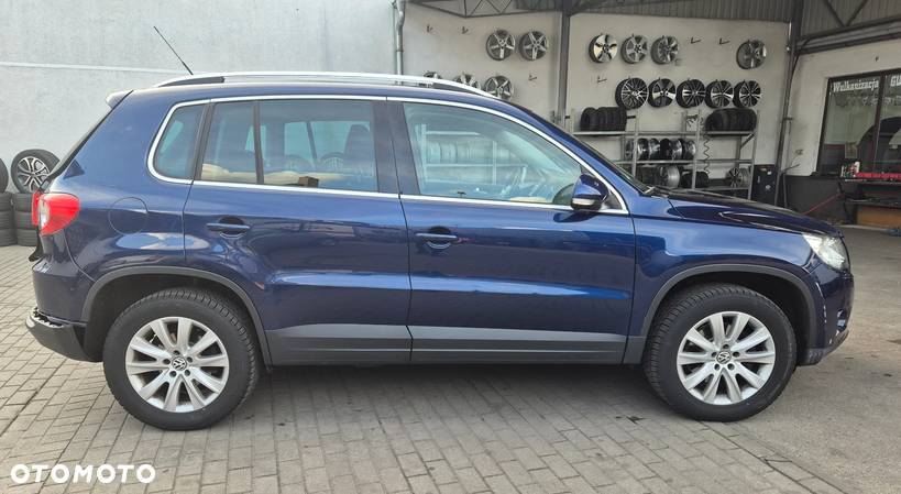 Volkswagen Tiguan - 9