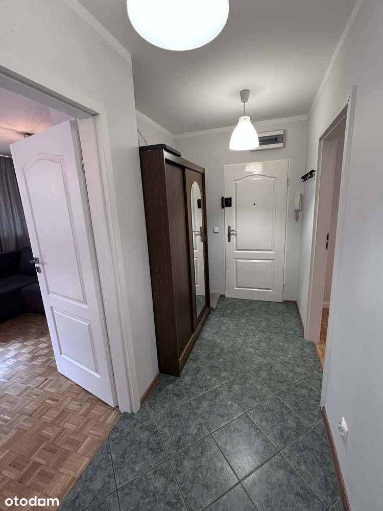 Dwustronne, osobna kuchnia, duża komórka, dobra komunikacja-8