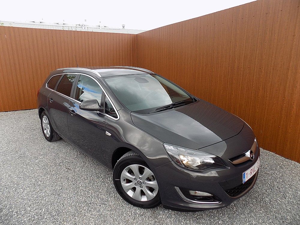 Opel Astra J 1.4 Turbo Selection 2014