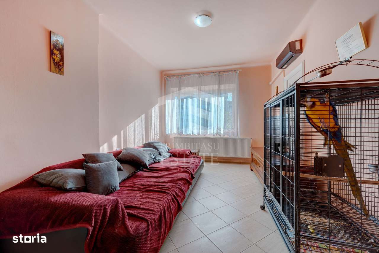 Zona C Calarrasilor ,apartament în imobil interbelic-3