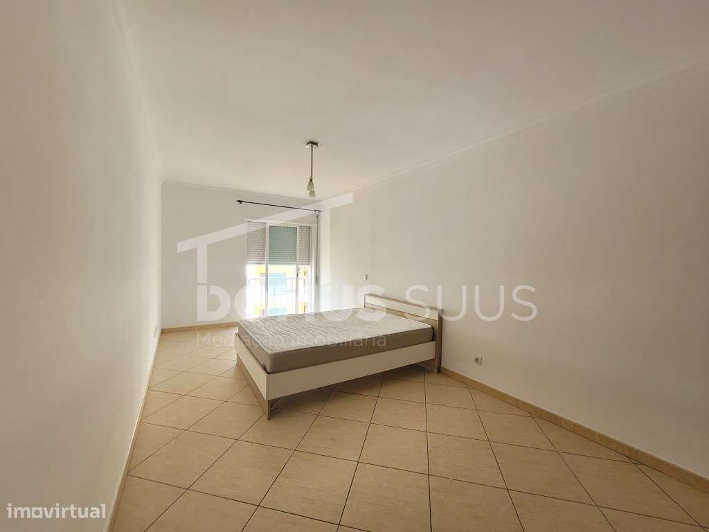 Apartamento T3 em ótimo estado-10