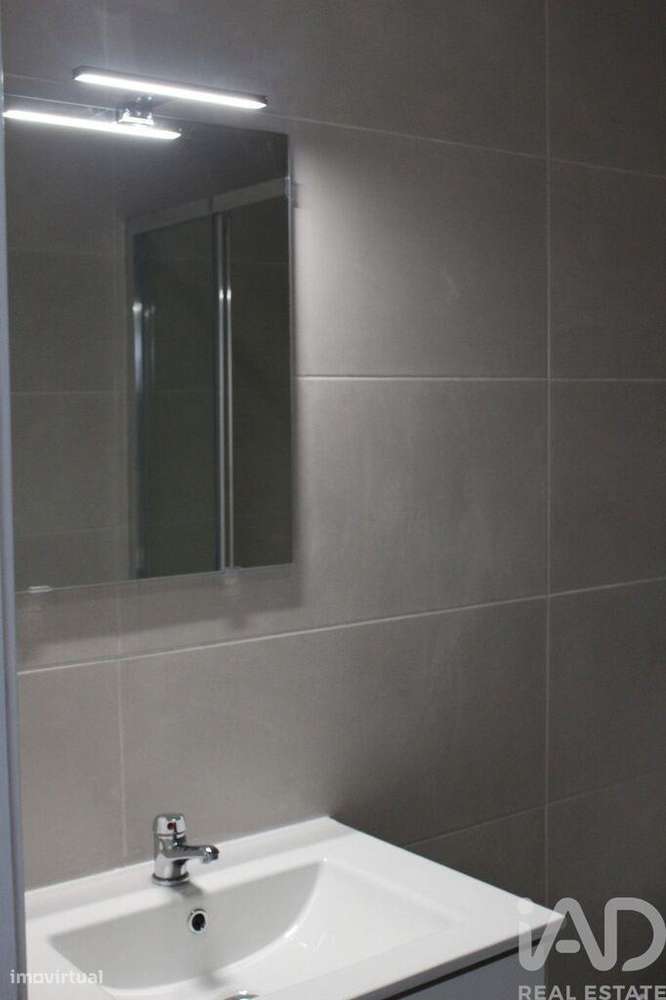 Apartamento T3 em Antas e Abade de Vermoim de 77,00 m2 - Grande imagem: 2/12