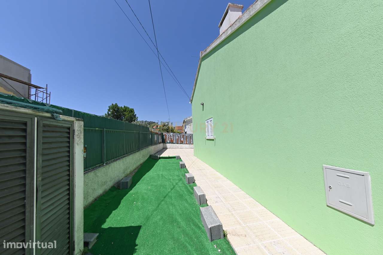 Moradia Térrea Isolada Sampaio Sesimbra - Grande imagem: 5/31