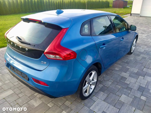 Volvo V40 D2 Kinetic - 16