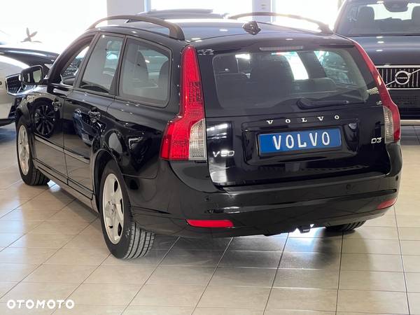 Volvo V50 D3 - 15